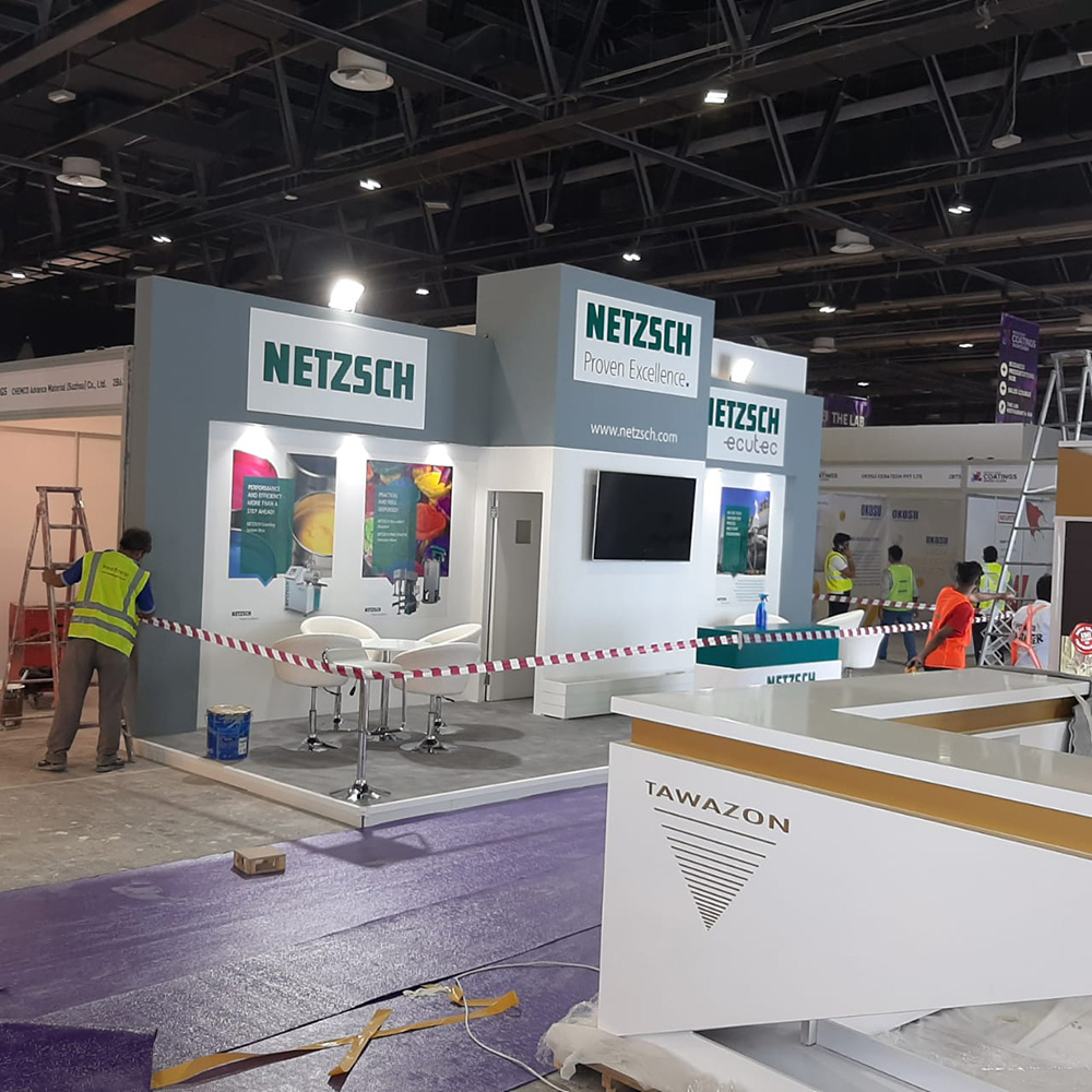 Finishing the stand for NETZSCH at MECS 2022 in Dubai